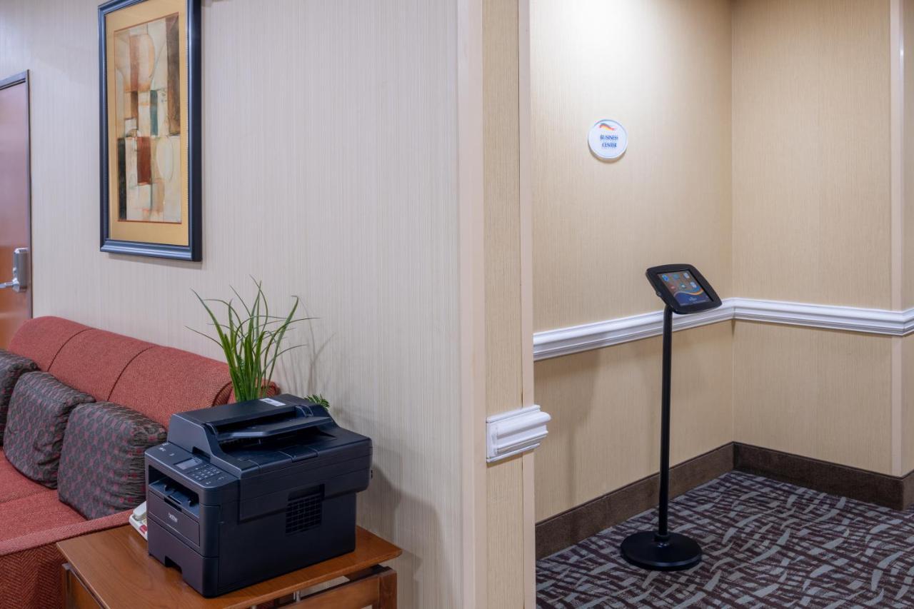 Baymont By Wyndham Savannah South 3*